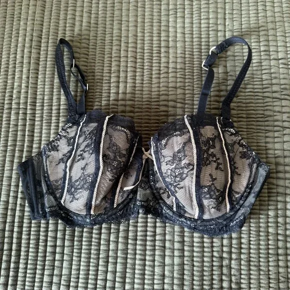 DKNY 34D Black Lace Balconette Plunge Sheer Floral Underwire Bra Lingerie - Picture 12 of 15